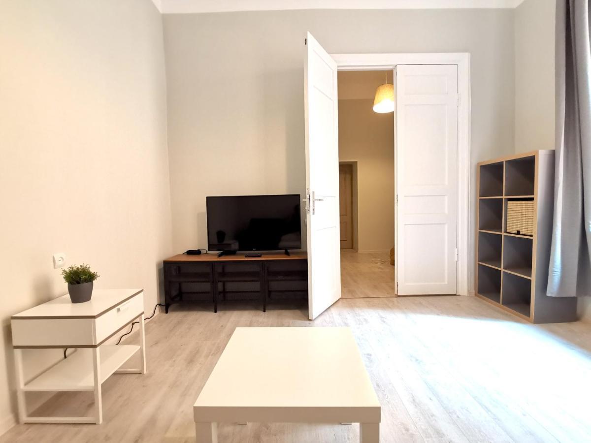 Lacplesa Downtown New 2-Bedroom Apartment Riga Eksteriør billede